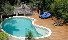 swimming pool deck 