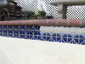 pool tile cleaning