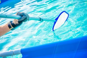 swimming pool cleaning