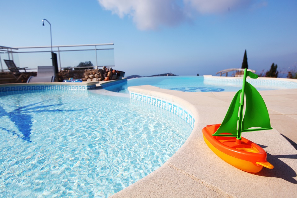 Hire a pool service contractor for summer 2019